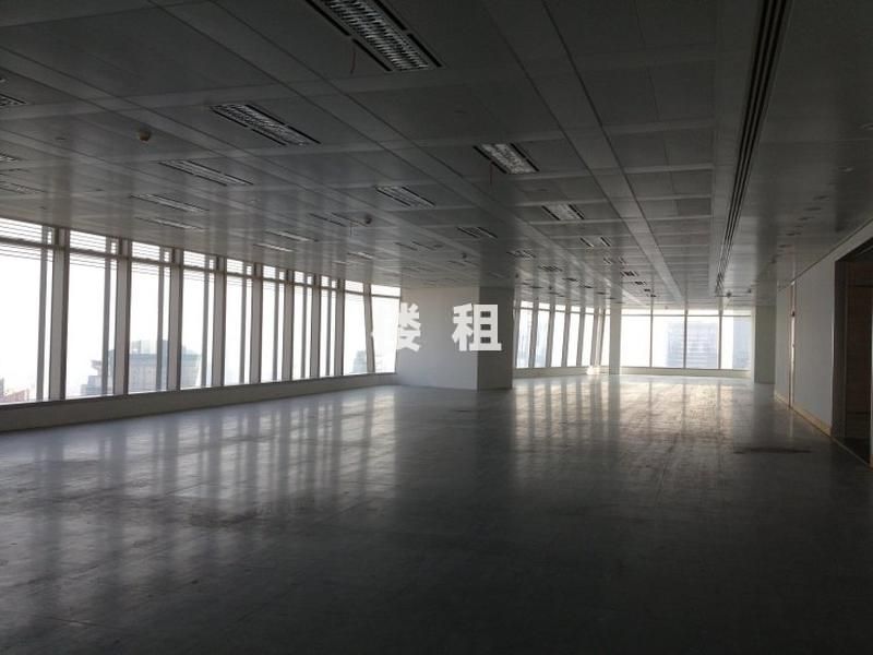 上海国金中心，668平米，正对电梯，层高4米，房型方正
